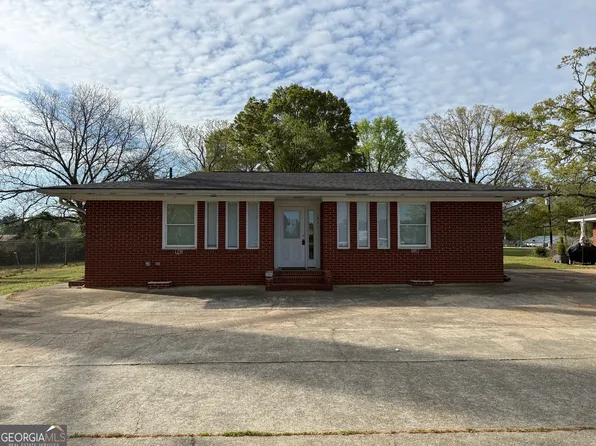 657 Athens St, Jefferson, GA 30549