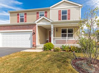 1840 Butterfield Rd, Woodstock, IL 60098