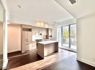 8 Manor Rd W #306, Toronto, ON M5P 1E7