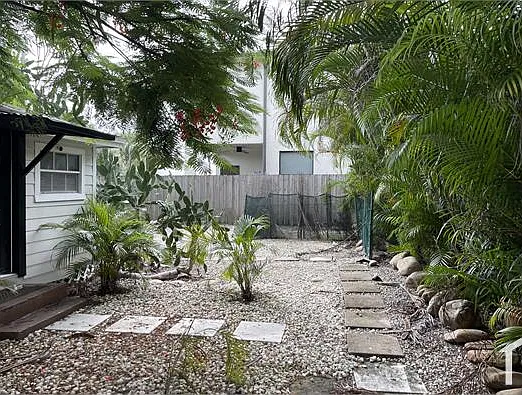 1 bed, 750 sqft, $1,850 — Photo 3