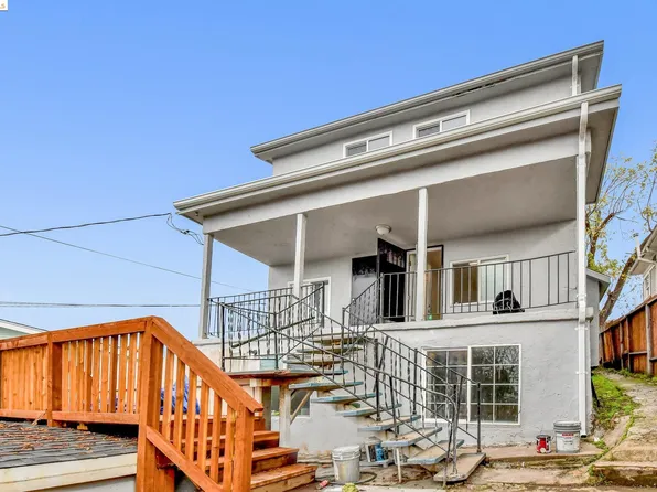 2204 E 24th St, Oakland, CA 94606