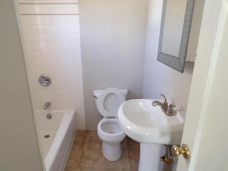 407 N Front St — Photo 7