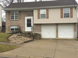 136 Western Ridge Dr, Cleves, OH 45002