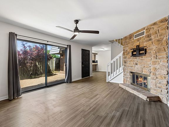 3rd image of 101 Cedarwood Ln