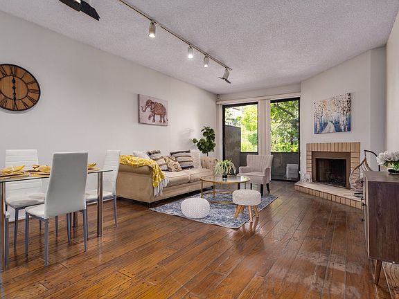 3rd image of 3480 Barham Blvd APT 209