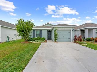 17071 Oval Rum Dr, Wimauma, FL 33598