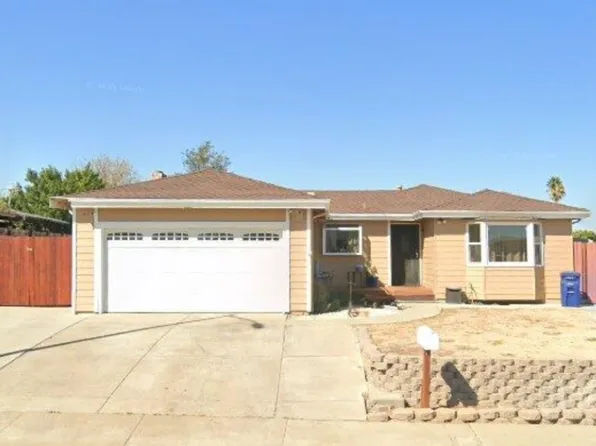 928 Oaktree Ct, Pittsburg, CA 94565