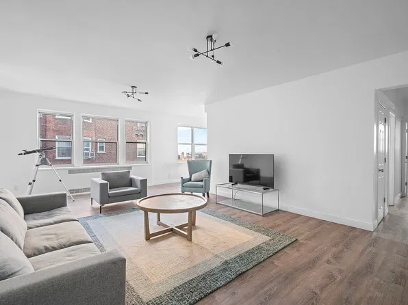 224 Highland Blvd APT 808, Brooklyn, NY 11207