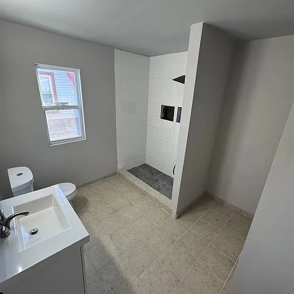 4707 Buckingham Ave — Photo 6