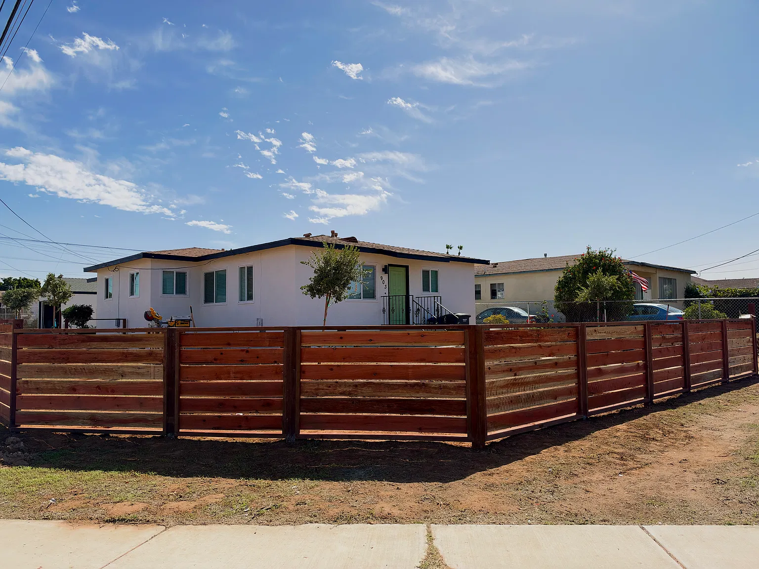 3 bed, 950 sqft, $2,695 — Photo 1