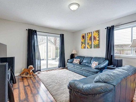 4th image of 75 Campbell Ave