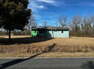 668 E Saint Paul Rd, Timmonsville, SC 29161