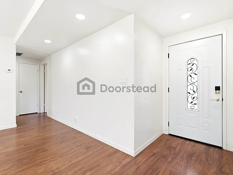 2351 New Jersey Ave — Photo 11