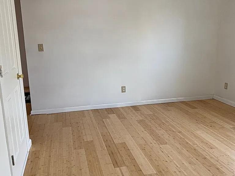 1040 Sunny Field Ct — Photo 4