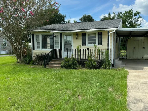 2916 Orangewood Dr, Abbeville, LA 70510