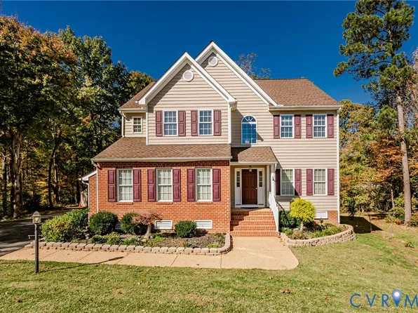 11213 Carrington Green Dr, Glen Allen, VA 23060