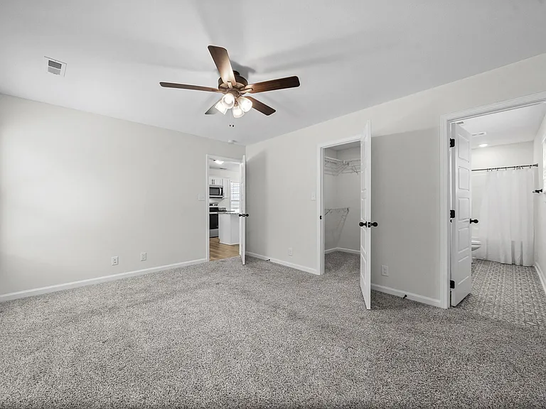 412 Hillside Dr — Photo 11
