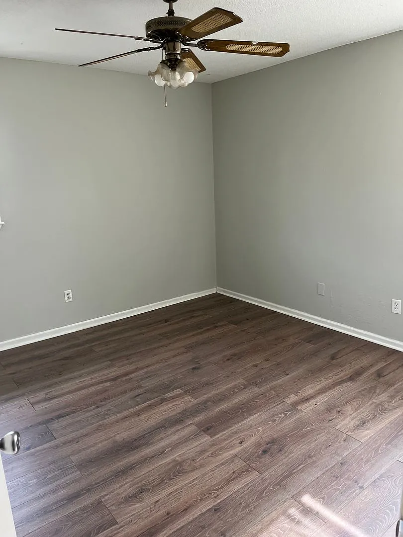 765 Demaret — Photo 4