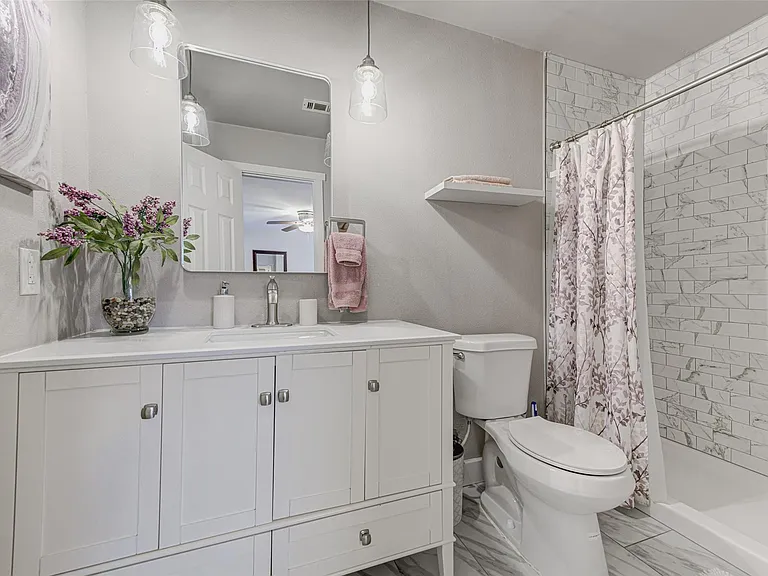 6009 Richard Carlton Blvd — Photo 20