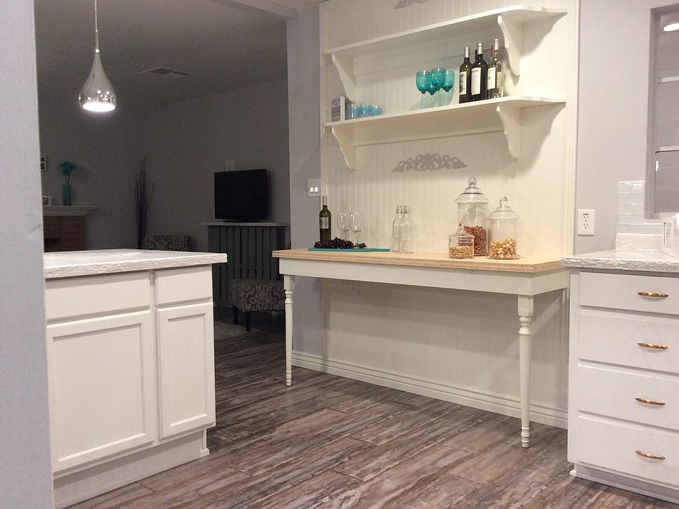 1st image of 1531 W Amelia Ave