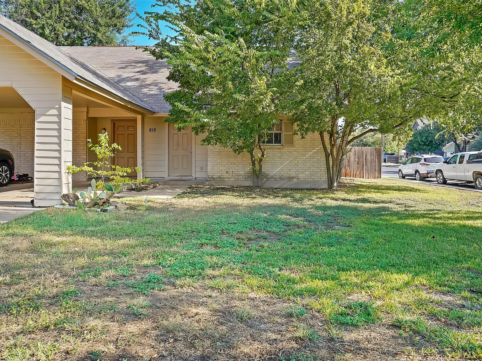 3 bed, 2.0 bath, 1181 sqft, $1,650 — Photo 2