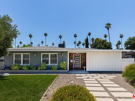 3rd image of 17144 Cantlay St