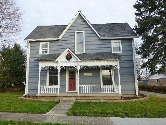 1st image of 405 E Luin St