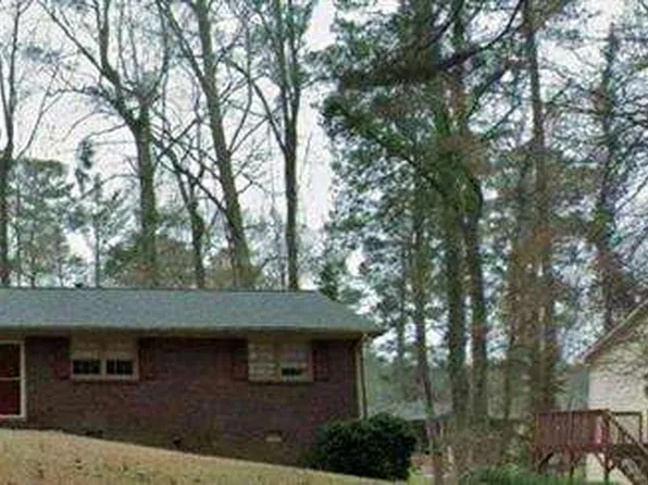 5115 McLain Dr NW, Acworth, GA 30101