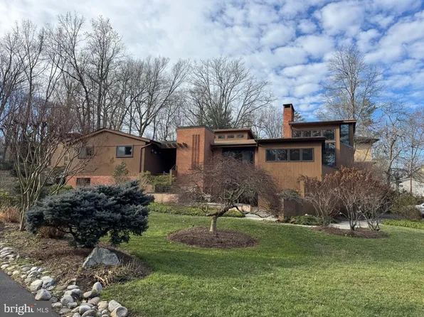 11616 Danville Dr, Rockville, MD 20852