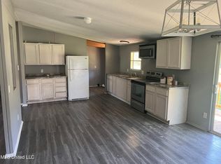 104 Rabbit Run Ln, Bolton, MS 39041