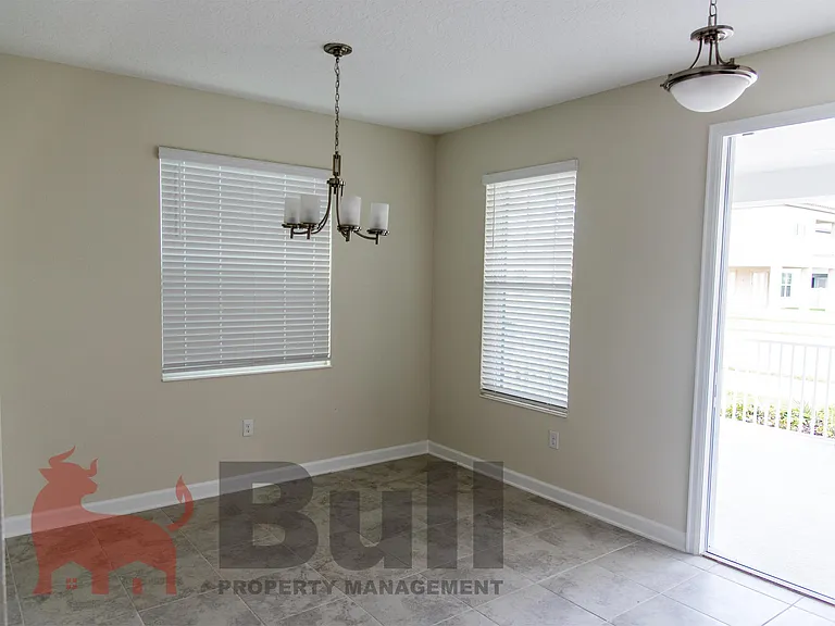 7518 Summerlake Groves St — Photo 10