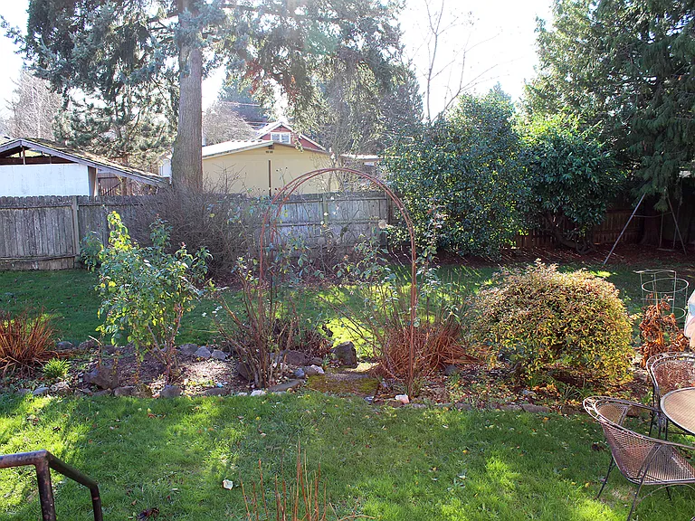 9134 SE Ankeny St #B & A — Photo 15
