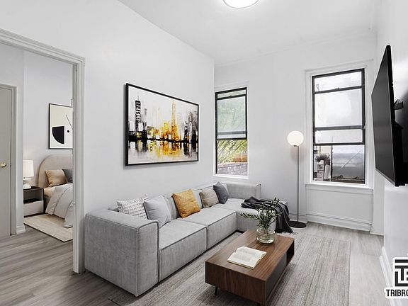 3rd image of 2274 2nd Ave APT 2A