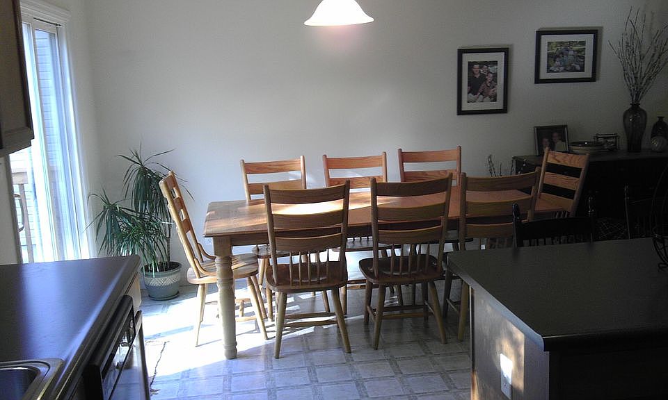 Dining/breakfast room