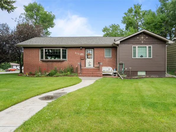 102 N Virginia St, Conrad, MT 59425