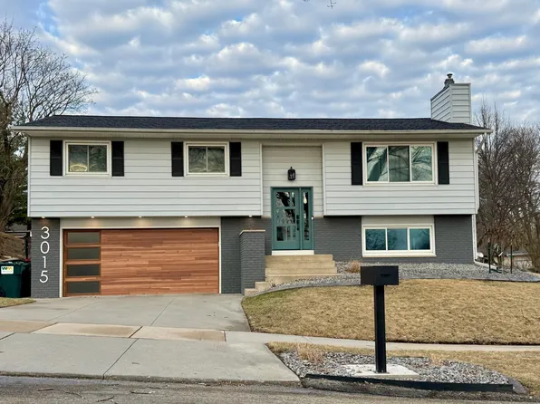 3015 6th Ave NW, Rochester, MN 55901