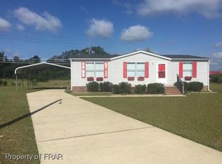 69 Berkshire Dr, Saint Pauls, NC 28384