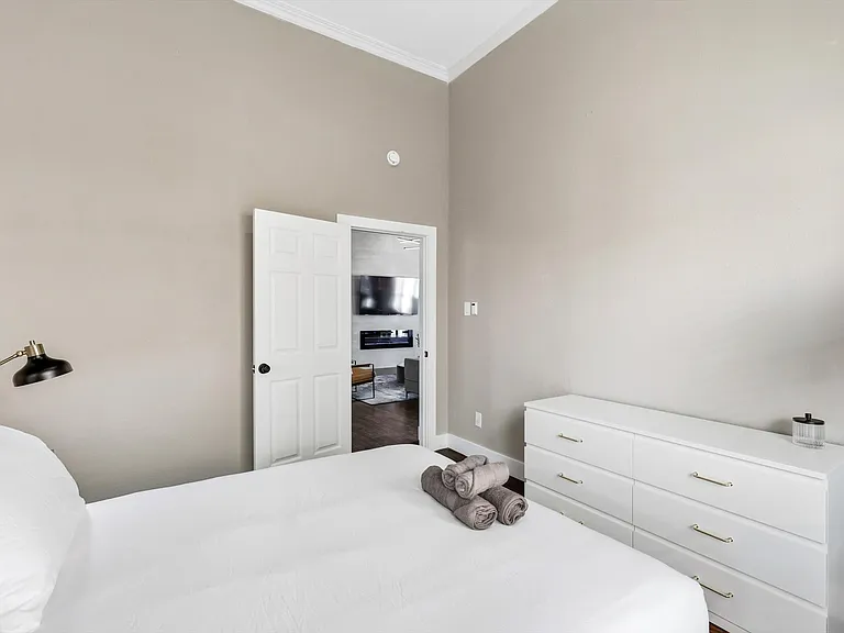 5709 Courtney Cir — Photo 28