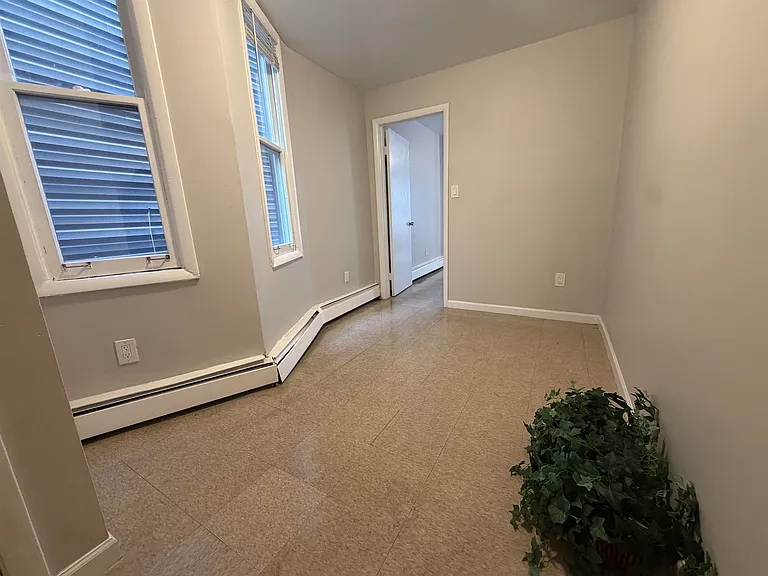 2275 Kennedy Blvd — Photo 8