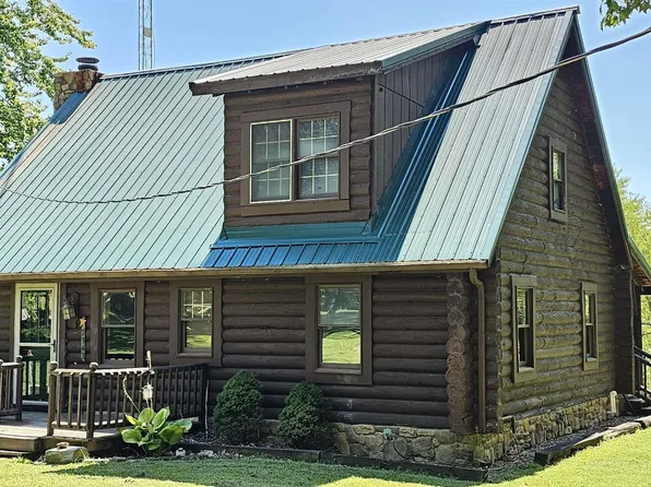 7343 N Mesa Lake Dr, Mount Carmel, IL 62863