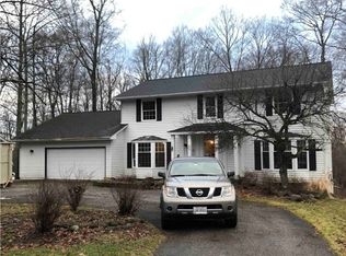 17214 Northbrook Trl, Chagrin Falls, OH 44023