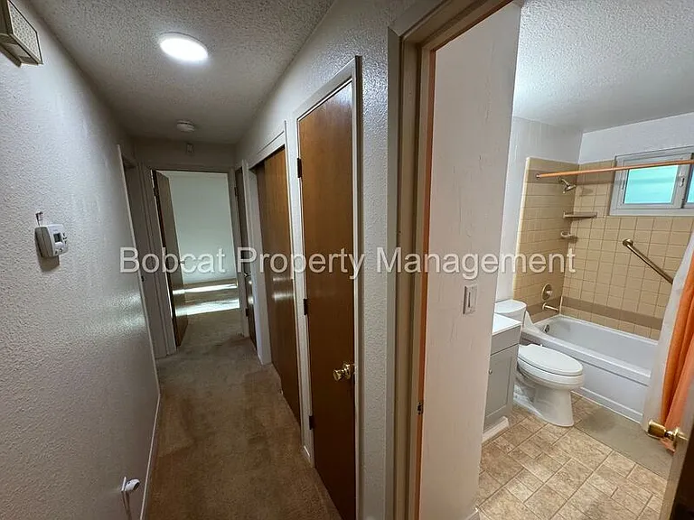 1316 Stanford Dr — Photo 14