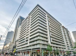 111 Elizabeth St #928, Toronto, ON M5G 1P7