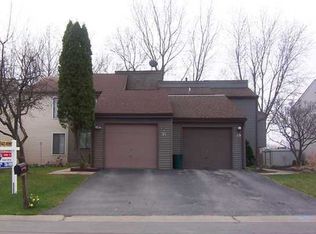 21 Brimsdown Cir, Fairport, NY 14450