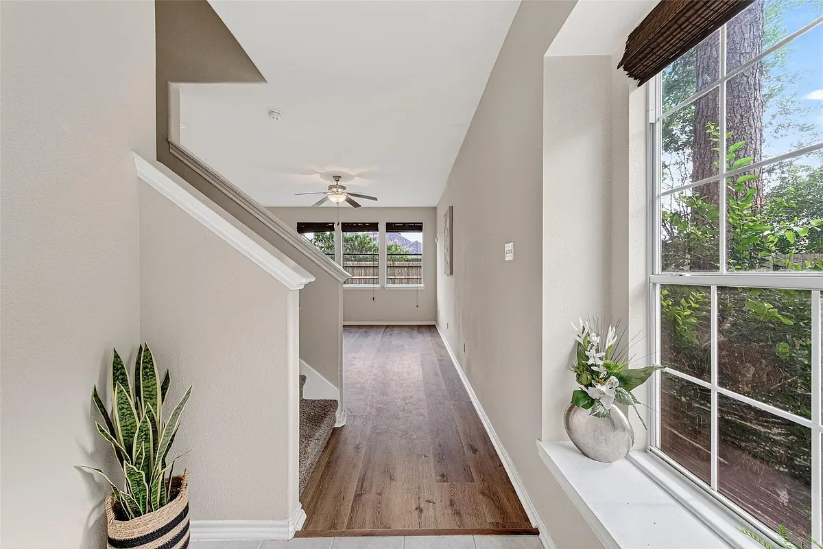 Building Photo - 16855 Carrollton Creek Ln