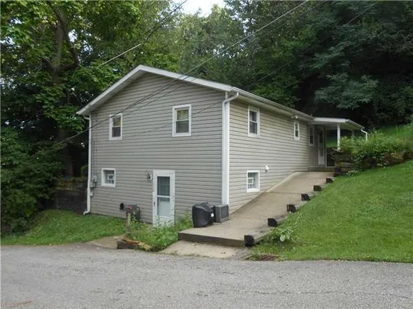 110 Curtis St, Tarentum, PA 15084