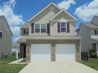 2512 Middle View Dr, Columbus, IN 47201