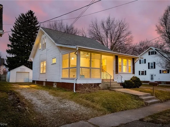230 Superior St, Louisville, OH 44641