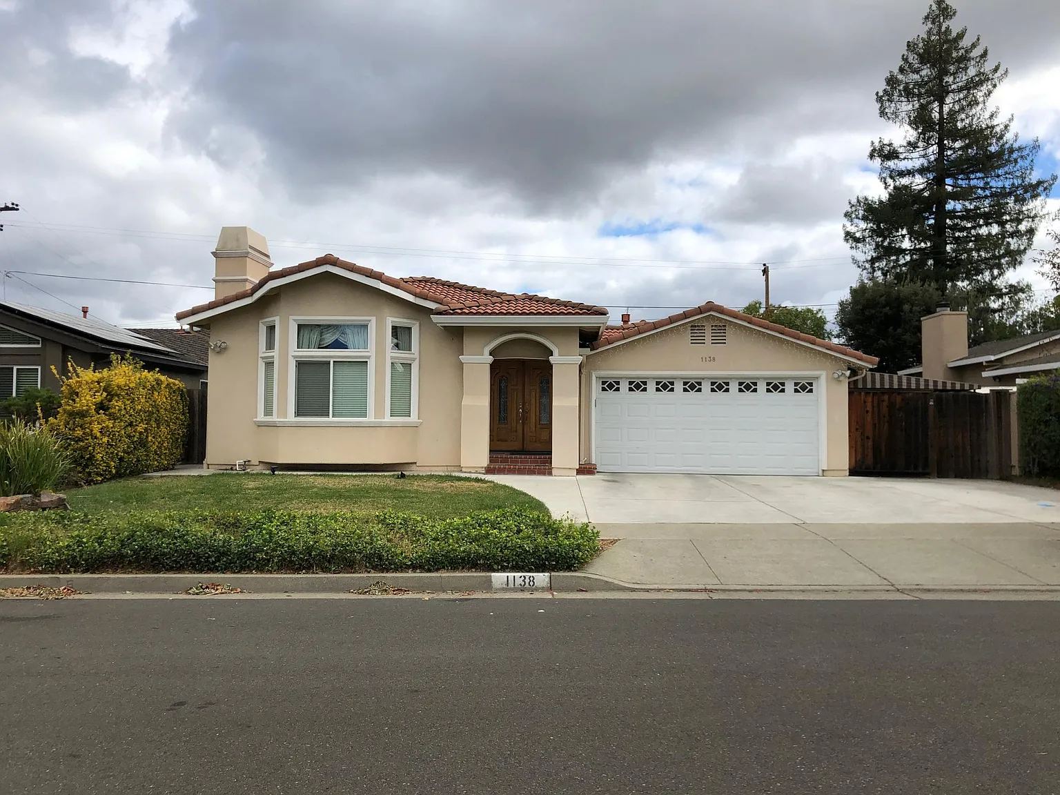1138 Hunterston Pl photo 1
