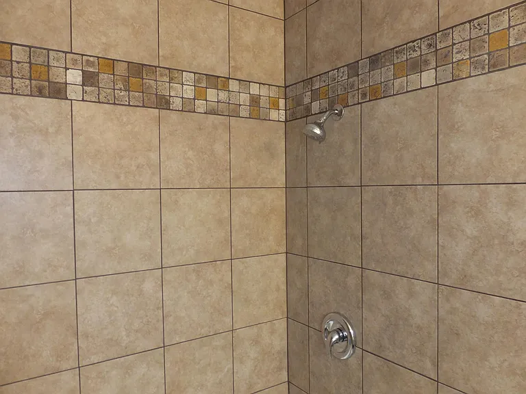 6890 N Paramount Blvd #12 — Photo 10